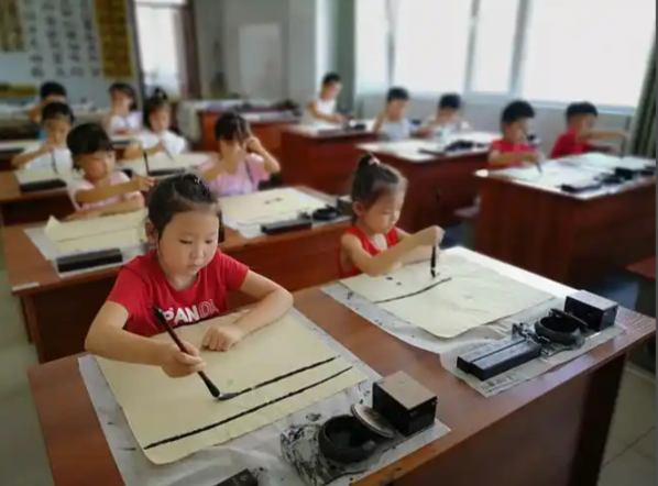 站在孩子实在需求一边实际中一些园所都乐意尝试新的教育模式